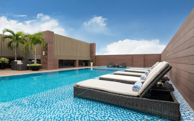 Nhat Ha L'Opera Hotel