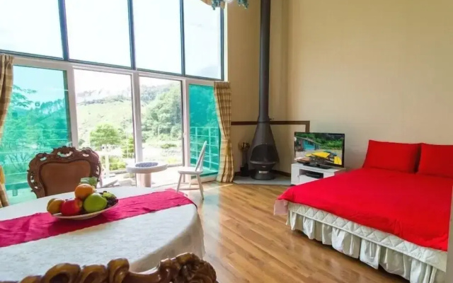 Sunny Junny Pension