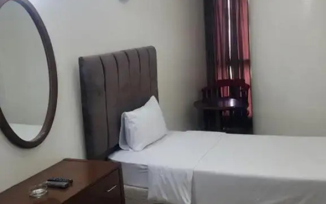 Qurum Beach Hotel
