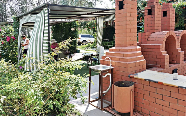 Замок (Астраханская обл)