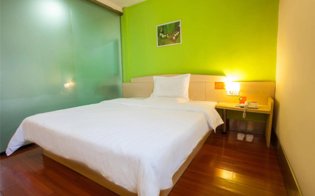 7 Days Inn Beijing South Railway Station South Square Yangqiao Branch – Guest Rooms – Beijing