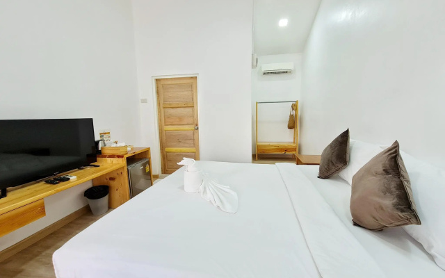 Tonsak Resort