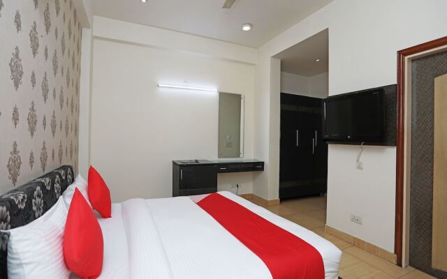 OYO 17257 Stay Inn