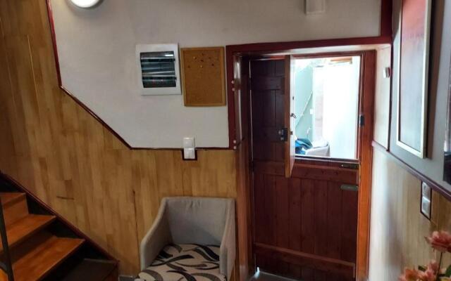 Kostogiorgis Home