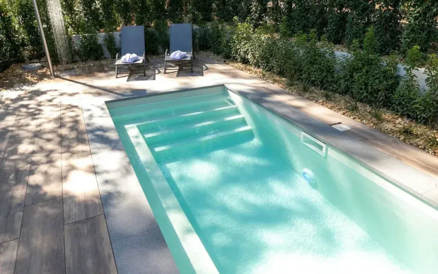Luxury Lodge With Private Swimming Pool