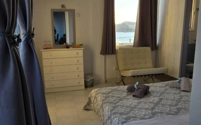 Syros Holidays