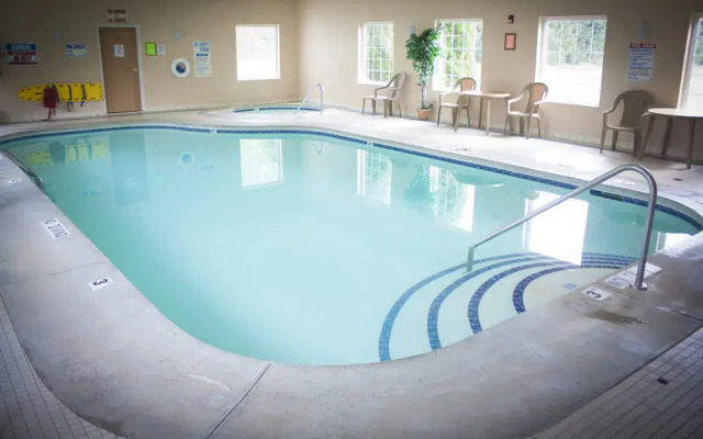 Ameriway Inn and Suites