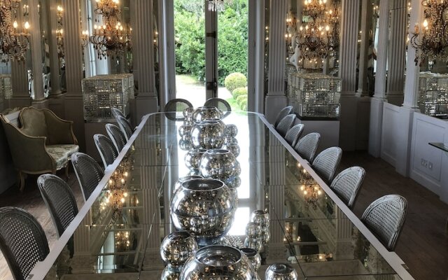 Château De La Goujonnerie