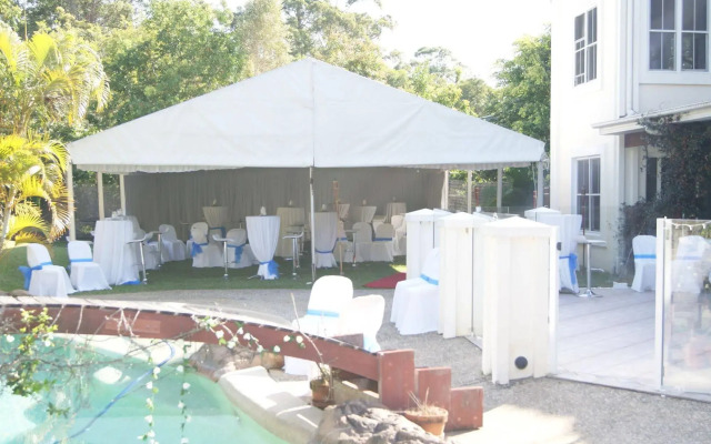 Kingfishers Manor @ Noosa