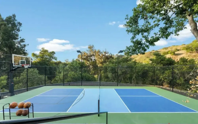Oak Haven Sanctuary - Grand Estate With Pool, Guest House & Scenic Views