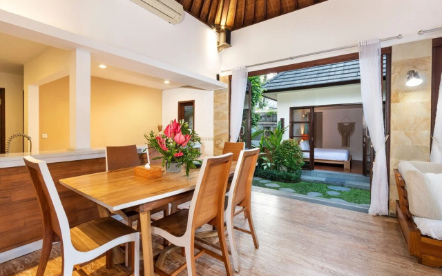 Villa Camilla 2 by Villa Finder