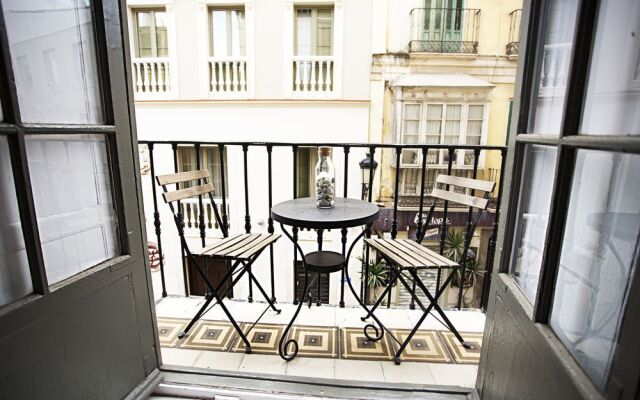 Bright and Cozy Malaga Center