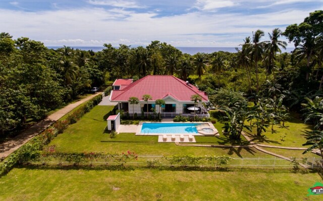 Bohol White House Bed & Breakfast