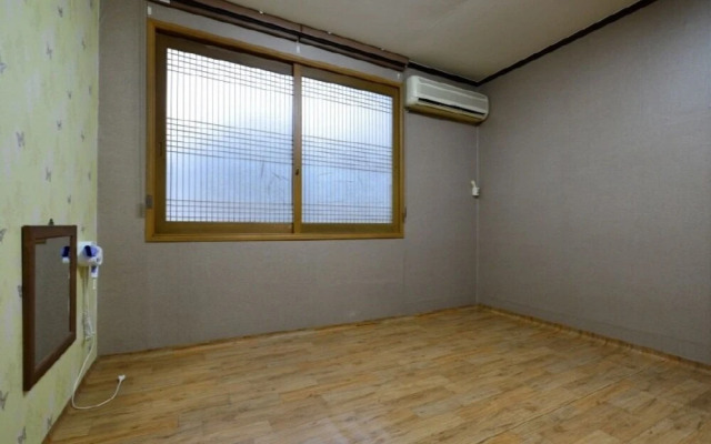 Gyeongju Songlim Byeoljang Pension