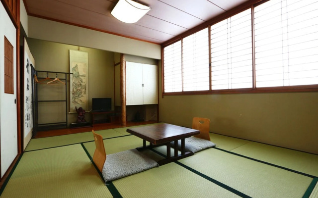 Ryokan Isuzu