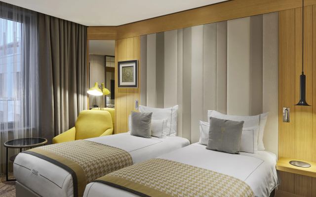 TITANIC Chaussee Berlin