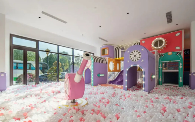 Shanghai Garden Rezen Hotel