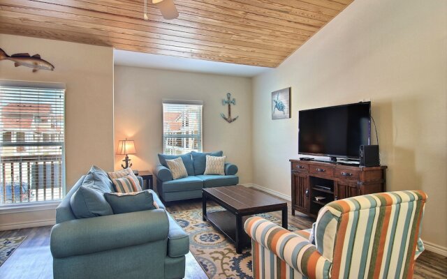 Cajun Shrimp 605 by RedAwning