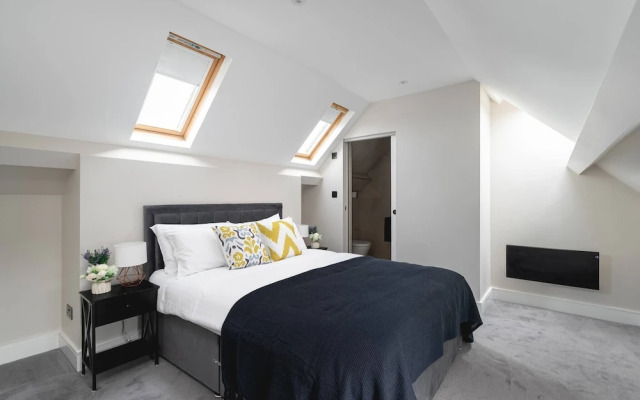 Skyvillion -4bed Cozy Cockfosters Apt Mins To Tube
