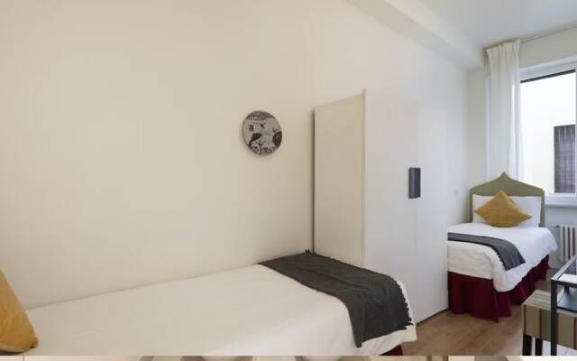 Charming 3-bed Apartment in Milano