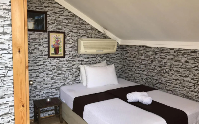 Ayanya Beach & Bistro Bungalows