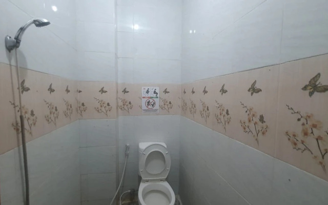 Reddoorz @ Homestay Gayatri