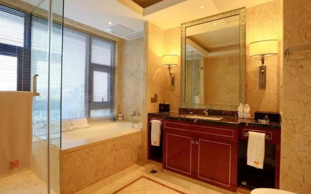 Hubing Spring Season Hotel