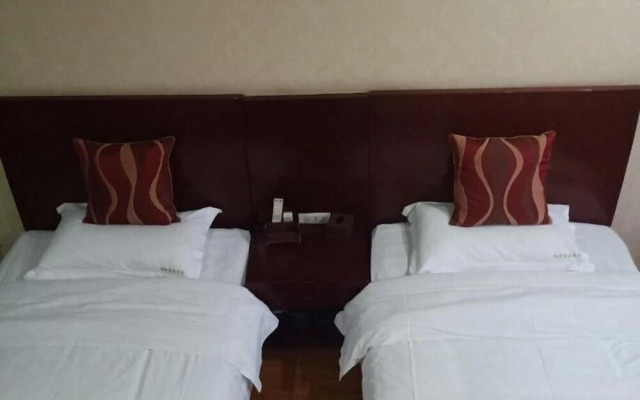 Nanjiang Yukun Business Hotel