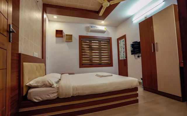 Gateway Airport Hotel