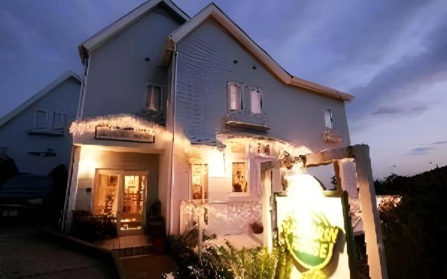Yugawara Bay Mandarin House