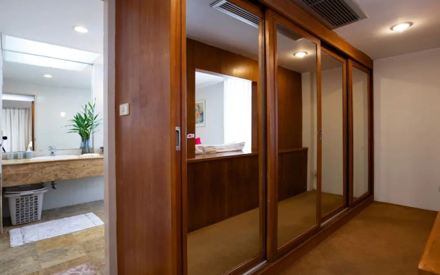 Ocean View 3BR Apartment ANDC 100-2