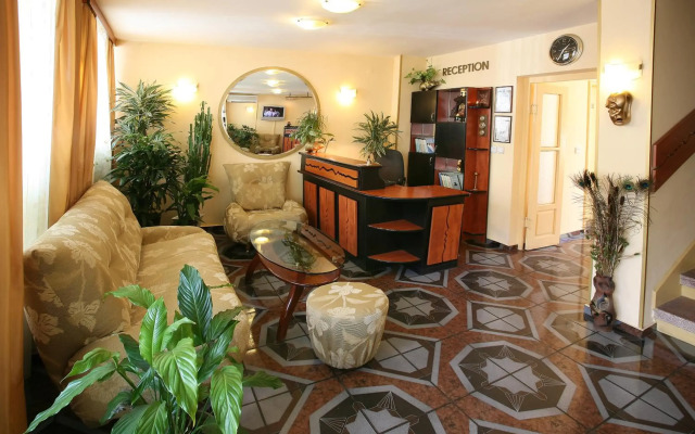 Hotel Color