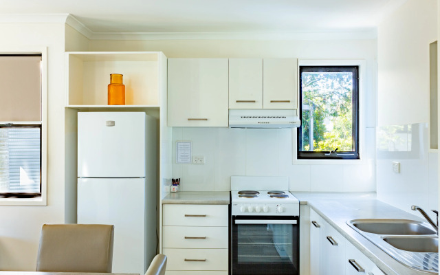 Noosa Lakes Resort