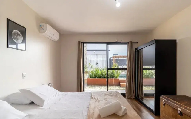 House With Pool Near the Beach Jde792