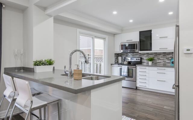 QuickStay - Stunning 4bdrm House in Vaughan