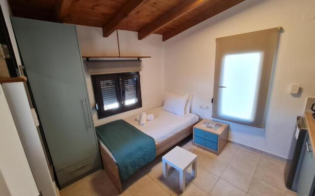 Anassa Attic Mini Suite 4