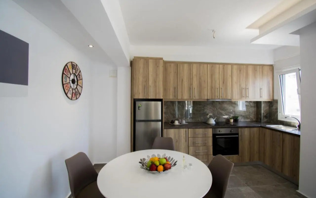 Semes Luxury Apartments by Estia