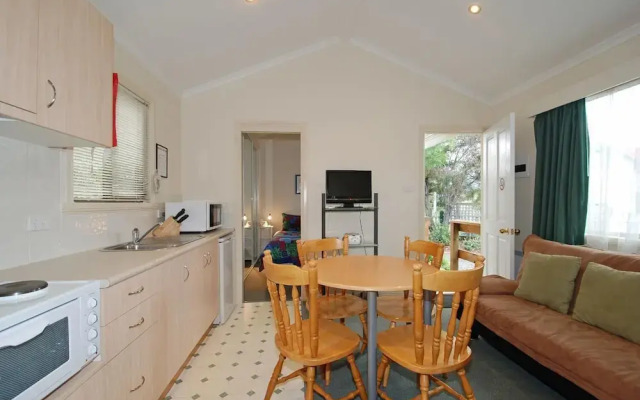 Triabunna Cabin and Caravan Park