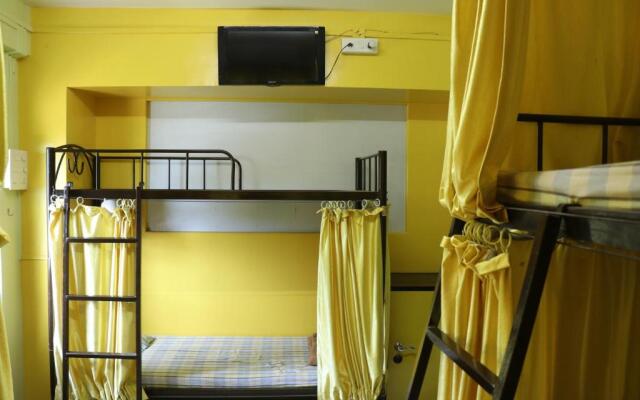 Ashirwad Guest House (Male Only)