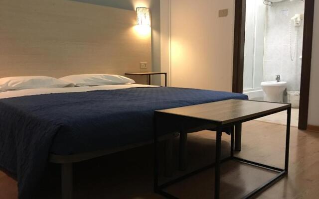 Alabarda Hotel