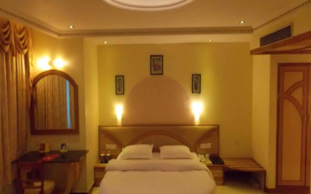 Lords Plaza, Surat