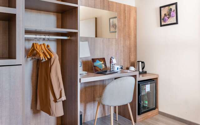 Best Western Hotel Des Barolles - Lyon Sud