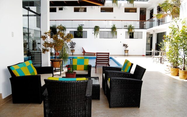 MC Hotel Ica