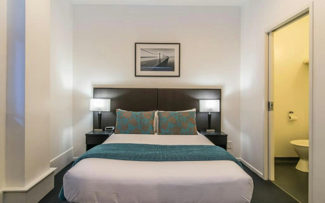 Gilmer Apartment Hotel – Guest Rooms – Wellington