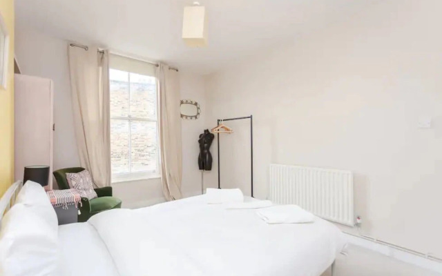 Cheerful 1 Bedroom Apartment in Vibrant Maida Vale
