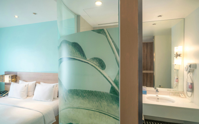 Holiday Inn Express Phuket Patong Beach Central by IHG - Image 3