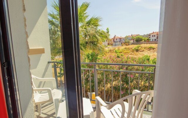 Neo Beach Hotel Cunda