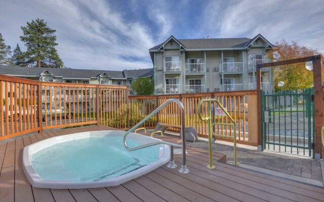 Beach Retreat & Lodge at Tahoe