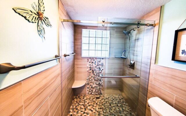 Alan's Hickory Bay West Condo