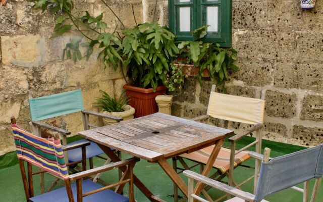 Ta 'Oneira B&B - Gharb